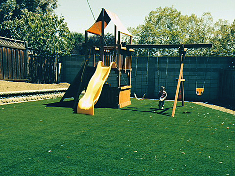 Fake Grass Lampeter, Pennsylvania Paver Patio, Backyard Makeover
