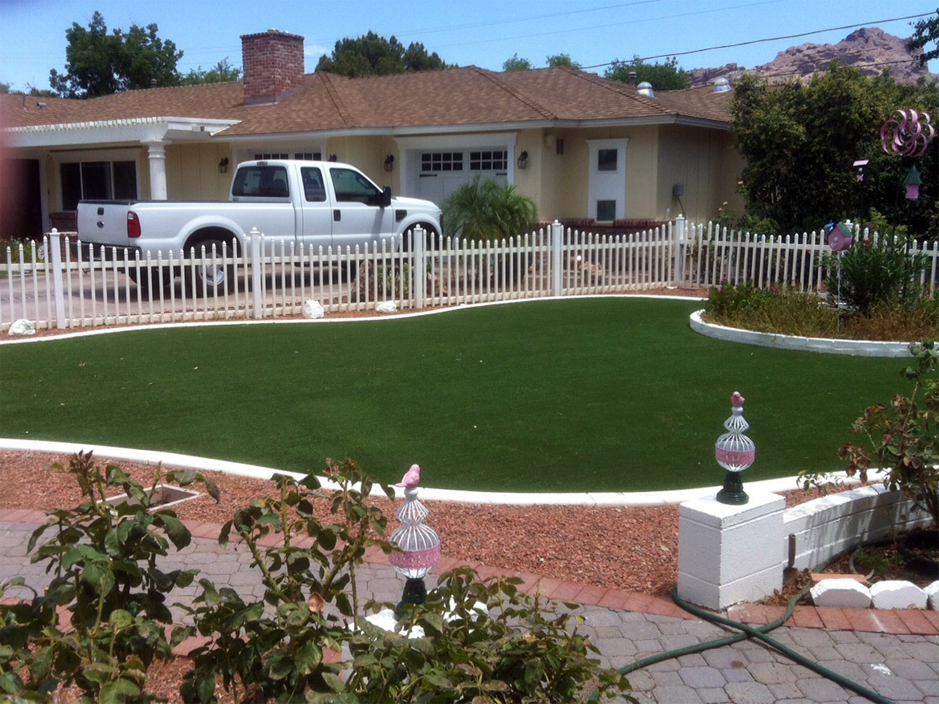 Fake Turf Avondale, Pennsylvania Landscape Design, Front Yard