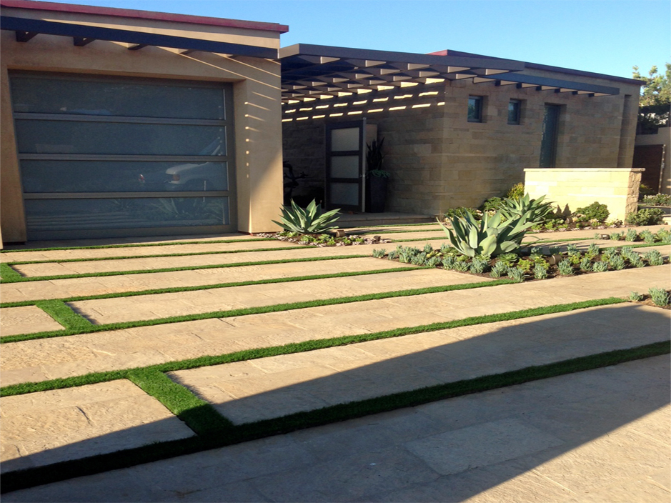 Faux Grass Brownstown, Pennsylvania Design Ideas, Pavers