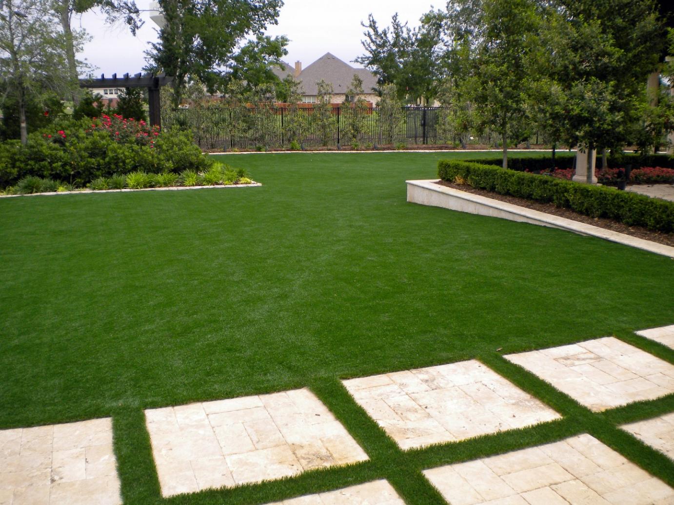 Green Lawn Wayne, Pennsylvania Landscape Photos, Backyard